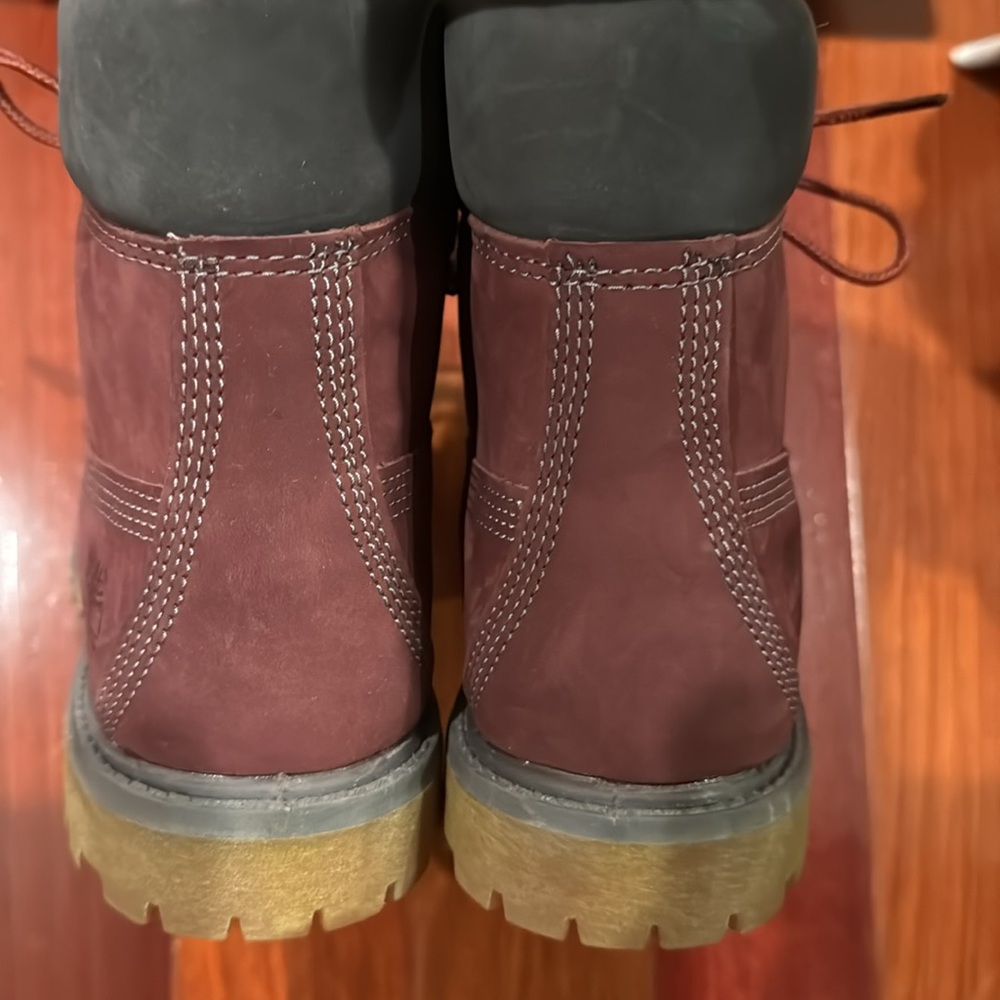 Timberland waterproof 6” booties in Bordeaux - Picture 5 of 11
